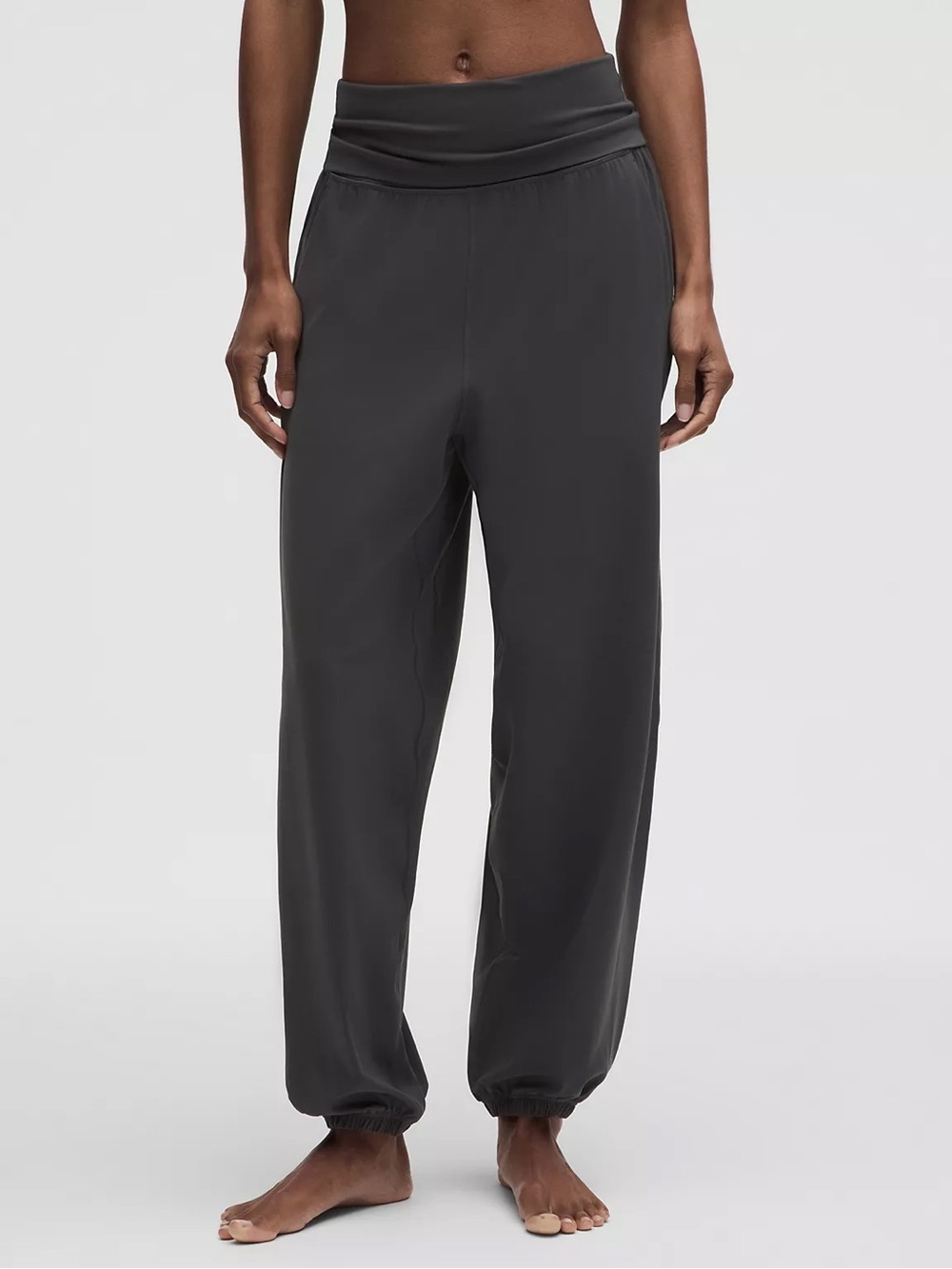 lululemon Size 6 Align Foldover Relaxed Jogger Pants in Gray